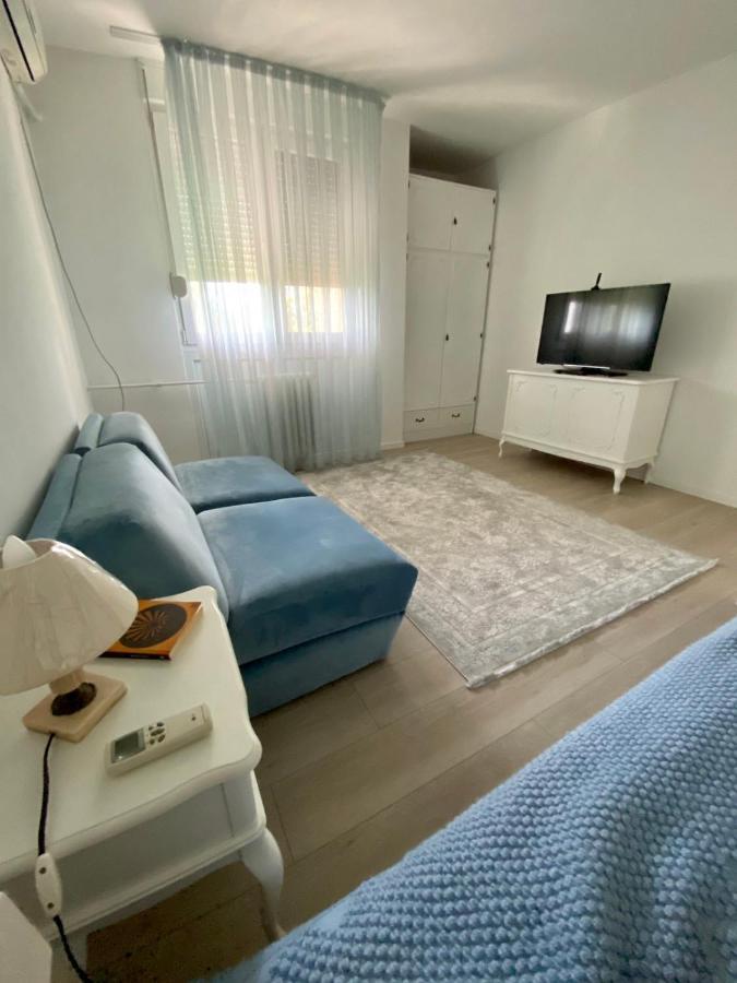 Crystal Rose - Center Apartment Skopje Exterior photo